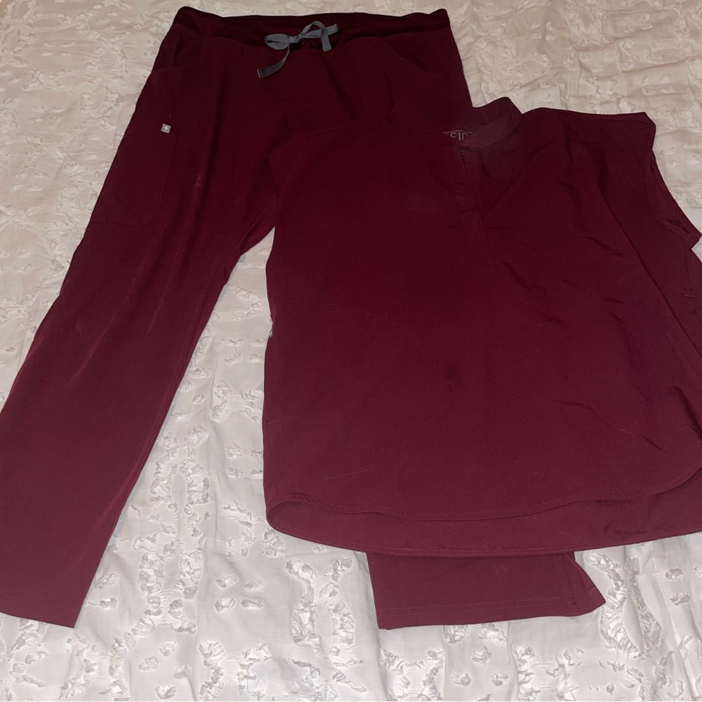 Figs Burgundy Set!